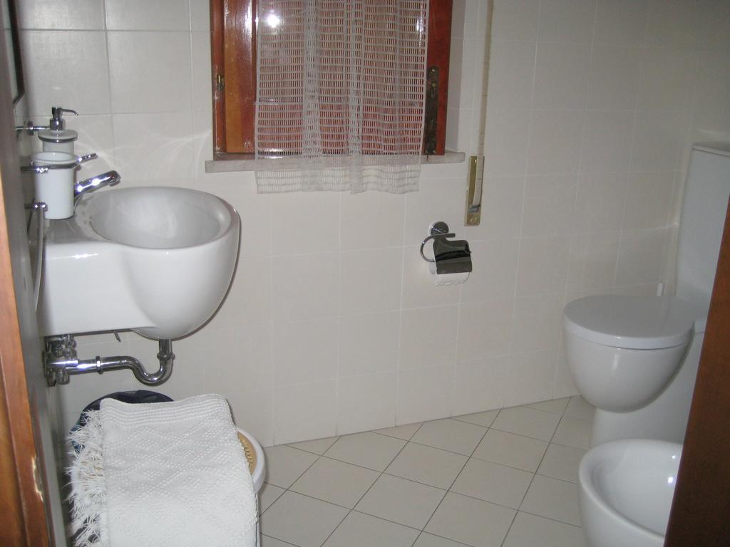 B&B Baia Delle Sirene จีอาร์ดีนี นักซอส ห้อง รูปภาพ
